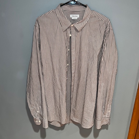 Calvin Klein Men’s Button Down Shirt - Picture 1 of 3